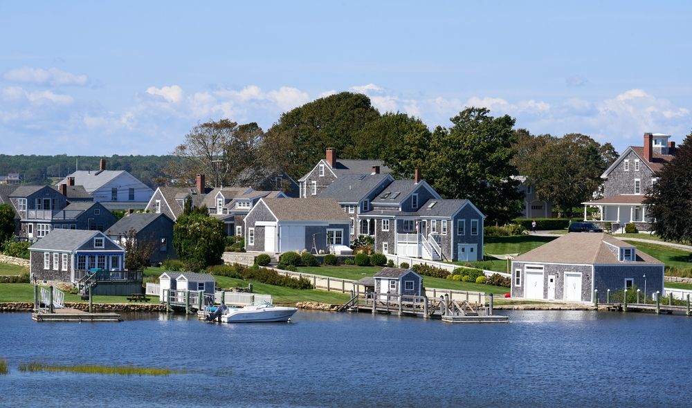 Riverside houses in Westport Point Historic District