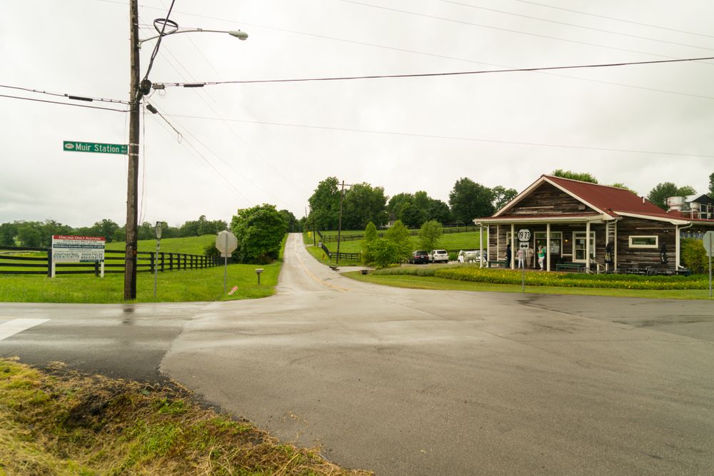 Exterior of Windy Corner Market