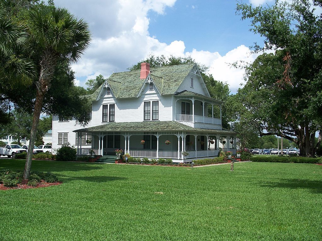 Exterior view of Withers-Maguire House