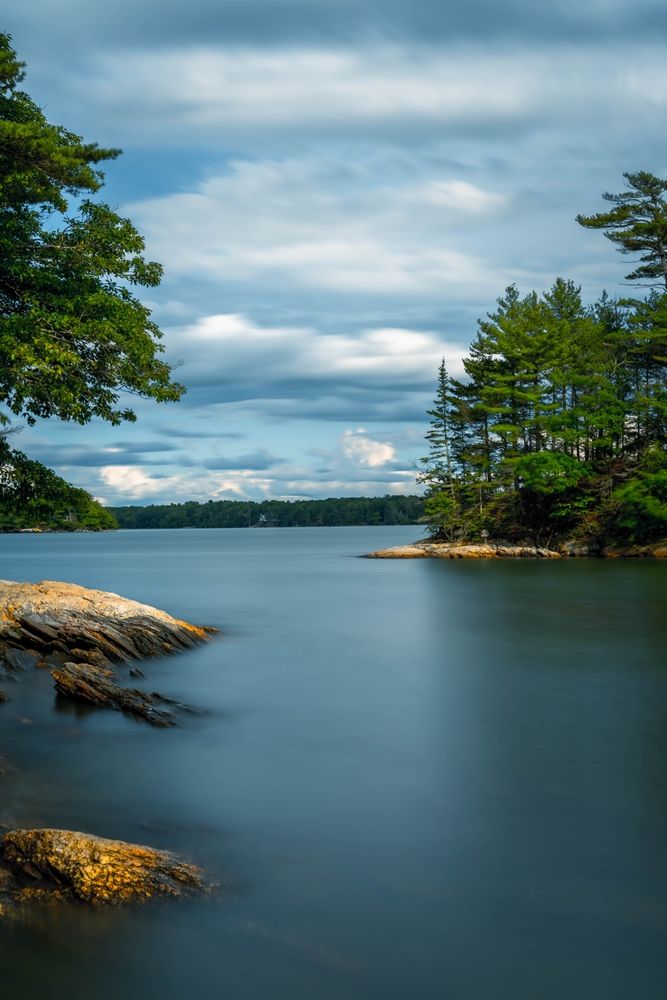 Scenic view of Wolfe's Neck Woods State Park