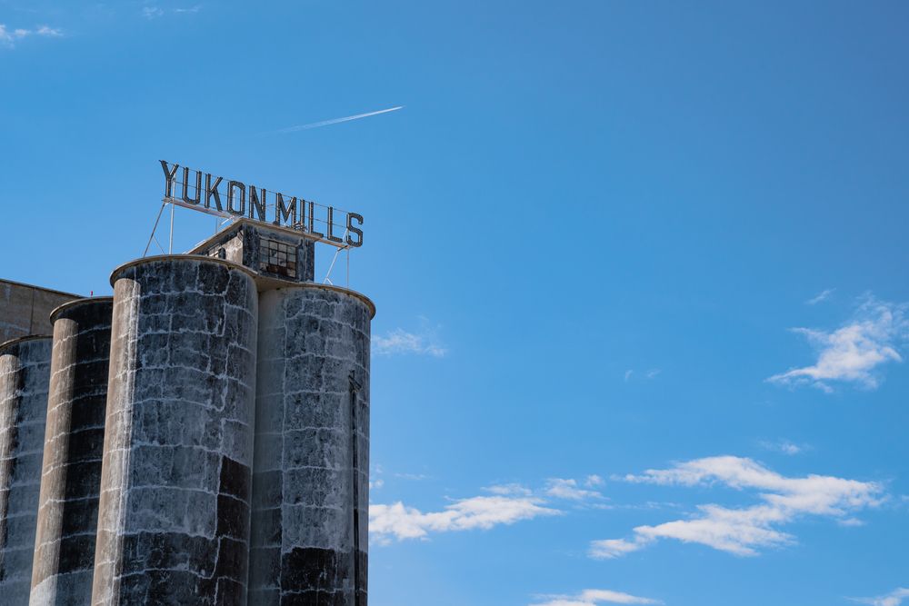 A tall building at Yukon's Best Flour Mill at Route 66