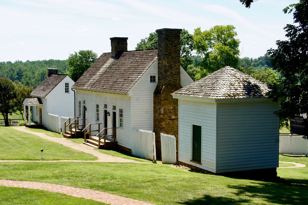 Cabins at James Monroe's Highland