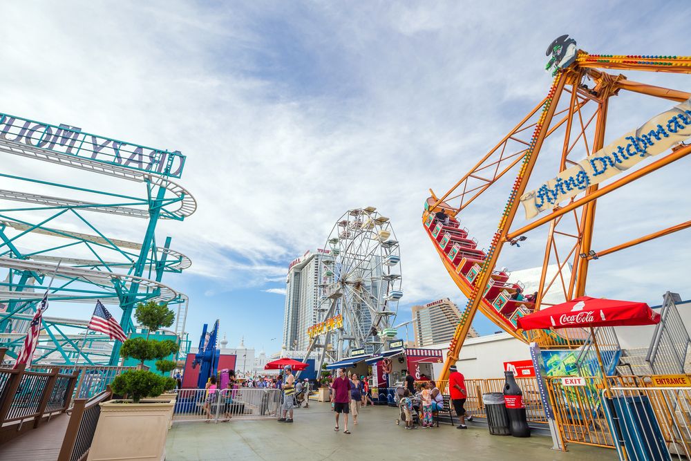 People walking around Steel Pier