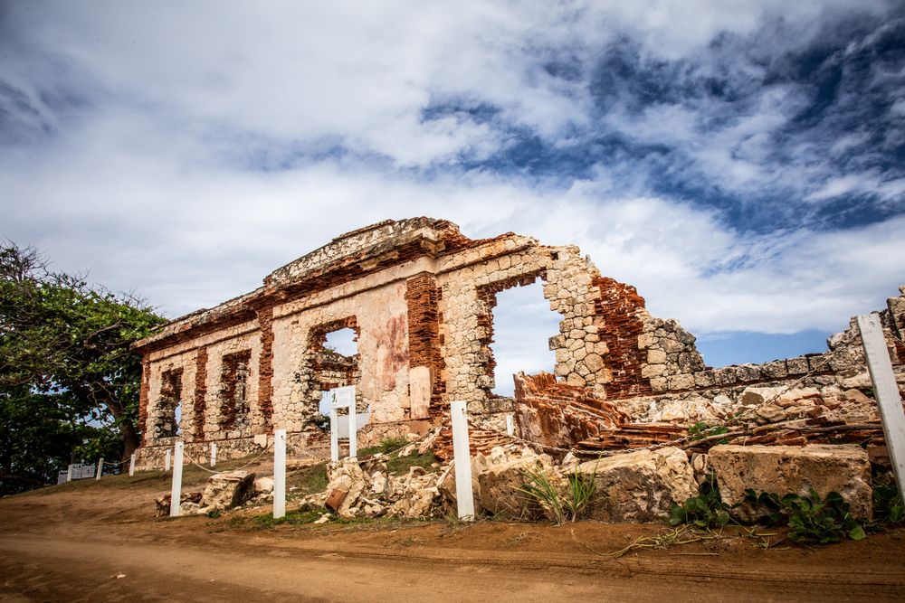 Daytime view of Ruinas del Faro