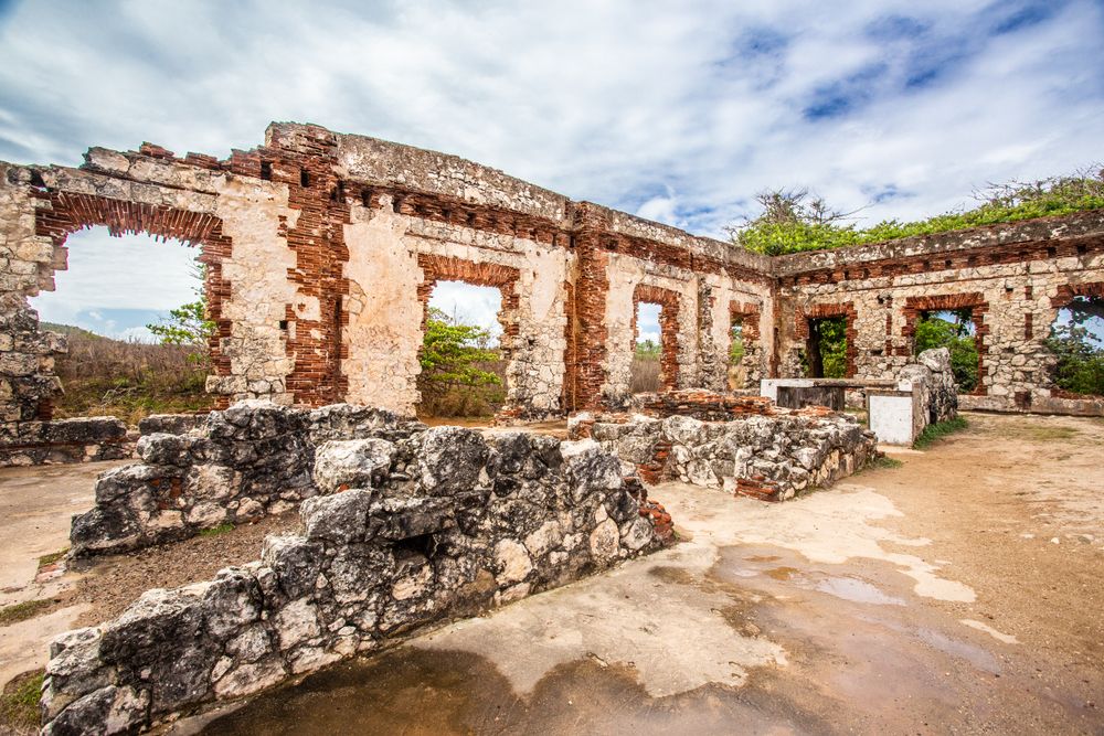 Building remains of Ruinas del Faro