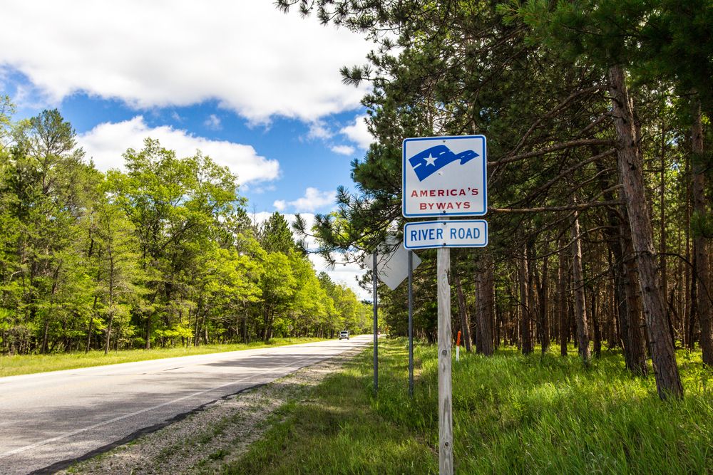 A Sign to River Road National Scenic Byway