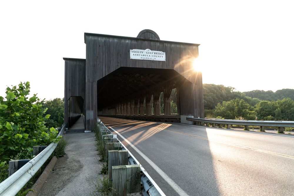 Empty smolengulf bridge entrance.