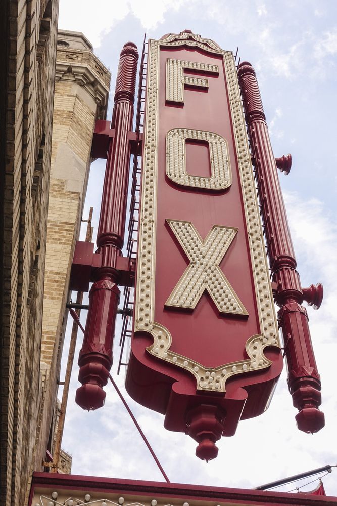 Name sign of Fox Theatre.