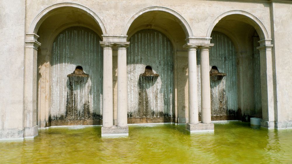 Water fountain of Paradies