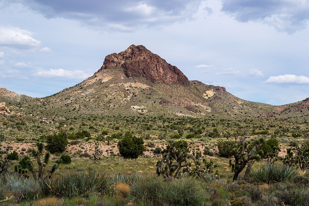 Hart peak at Castle Mountains National Monument