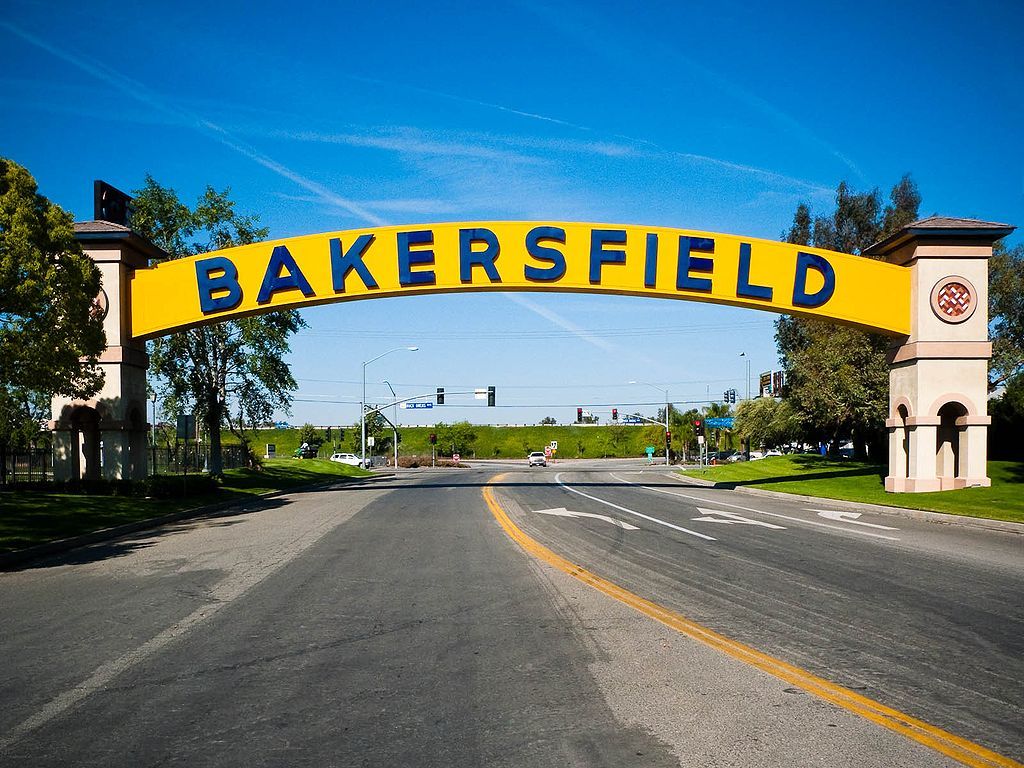 Daytime view of the Bakersfield Sign
