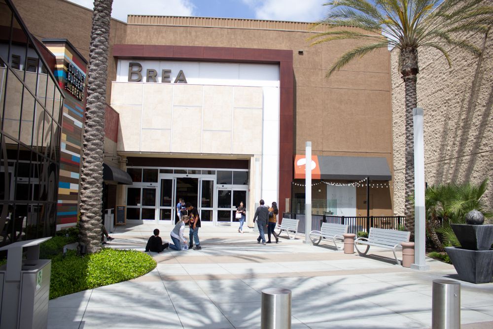 Entrance to Brea Mall