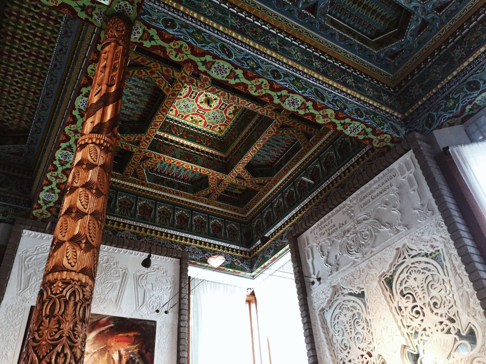 Beautiful interior design of Boulder Dushanbe Teahouse