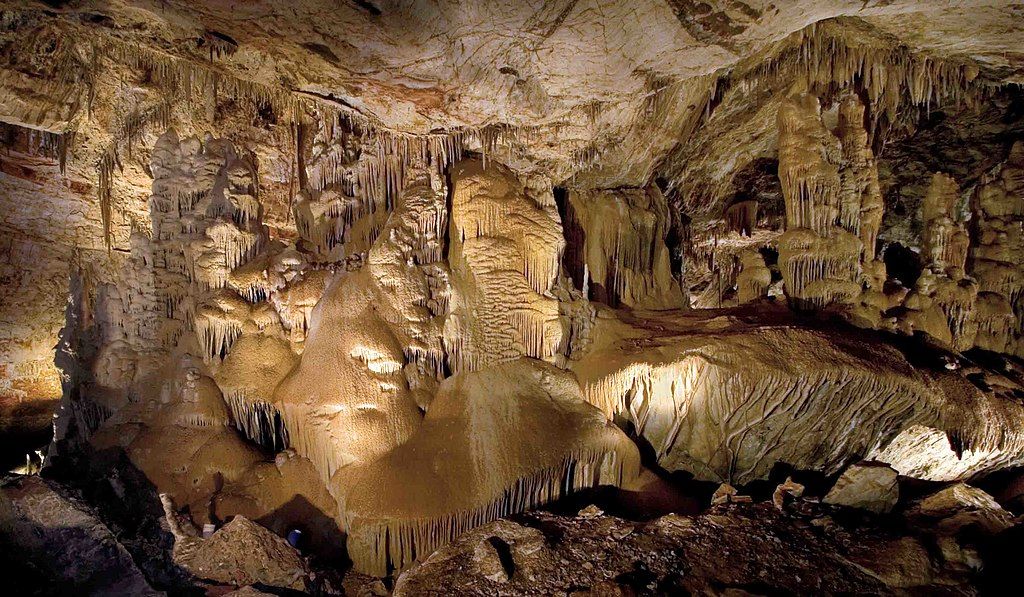 Beautiful formations in Kartchner Caverns