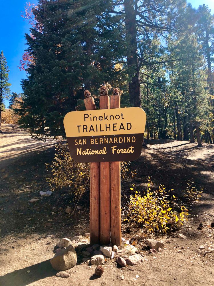 Trailhead sign of Pine Knot Trail