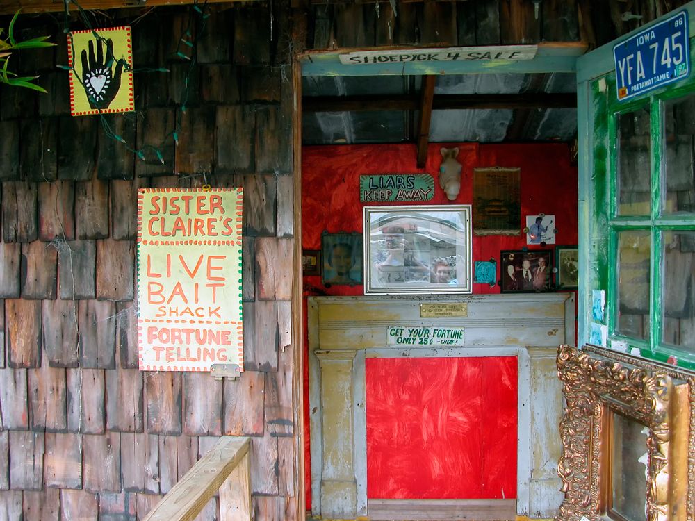 Display at Abita Mystery House