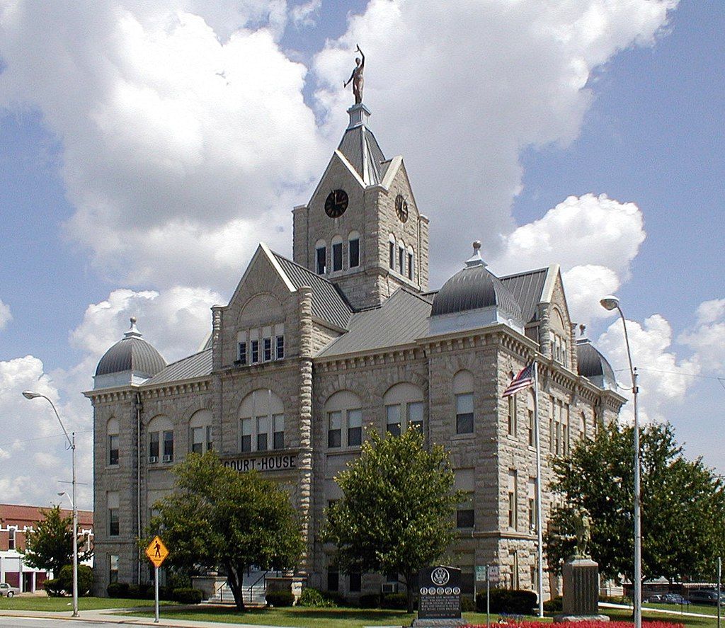 Exterior of Polk County Courthouse