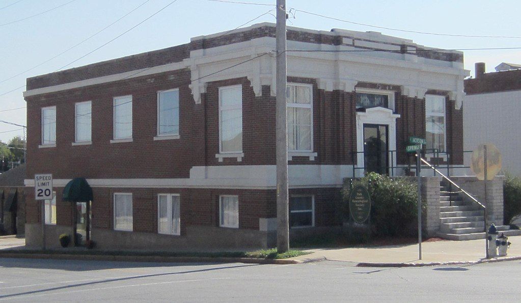 Exterior of Polk County Library
