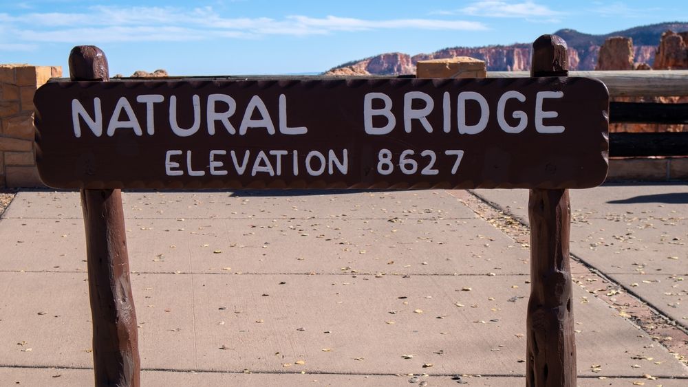 Elevation sign of Natural Bridge