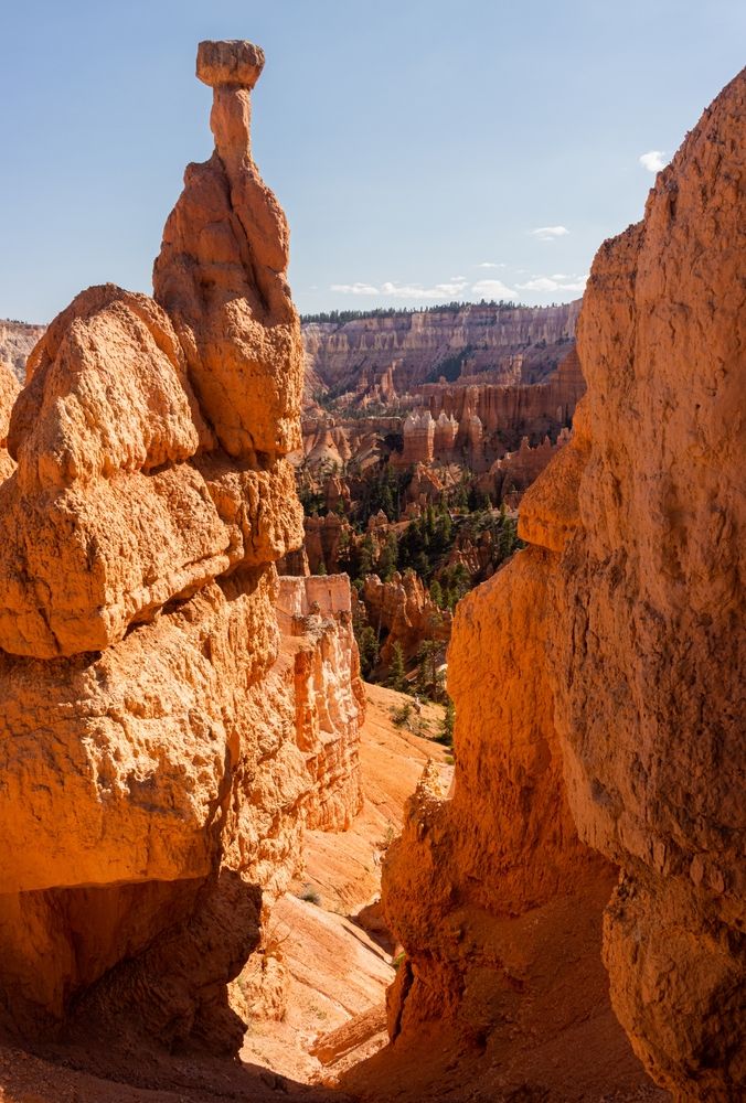 Daytime view of the famous Thor’s Hammer