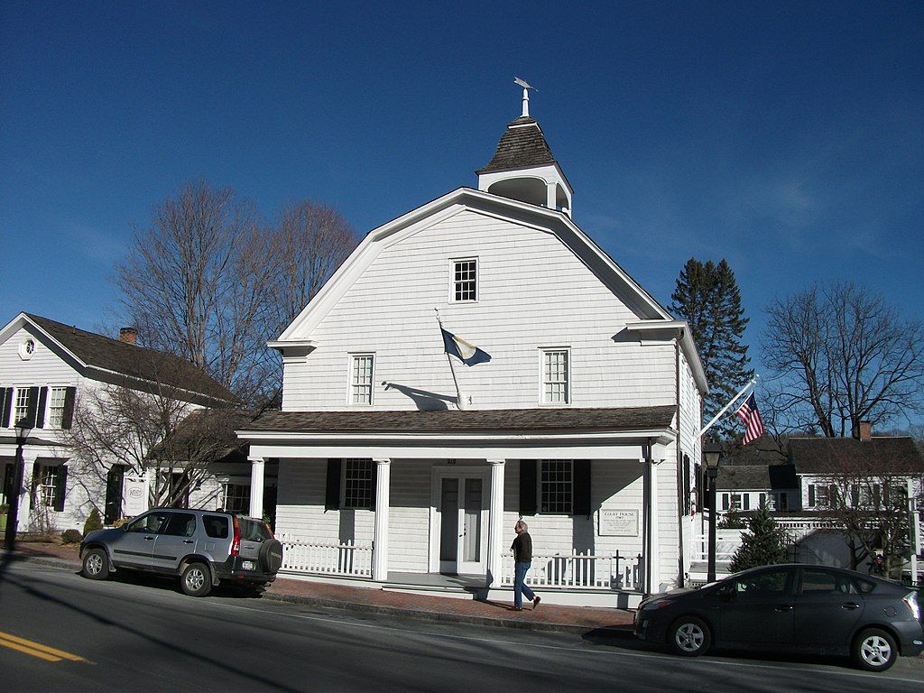 Courthouse at Bedford Village Historic District
