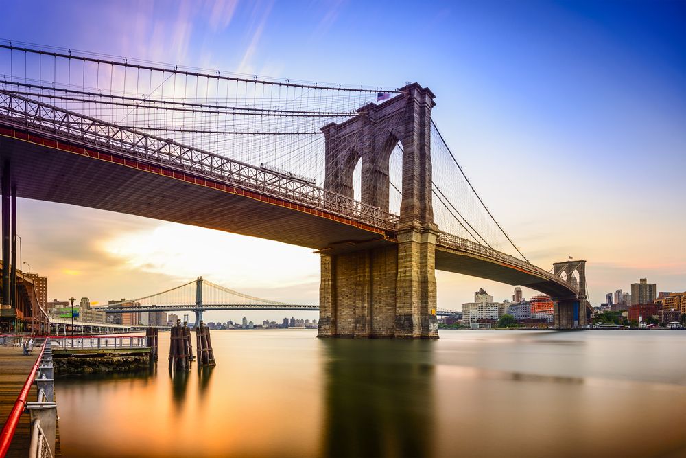 Daytime view of Brooklyn Bridge
