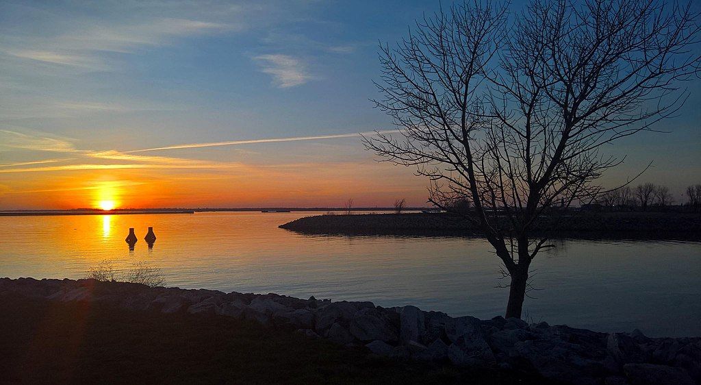 Scenic sunset at Wilkeson Pointe