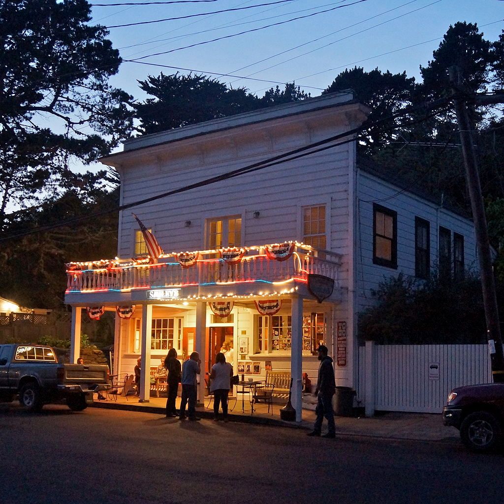 Exterior of Smiley’s Saloon, Hotel, & Kitchen