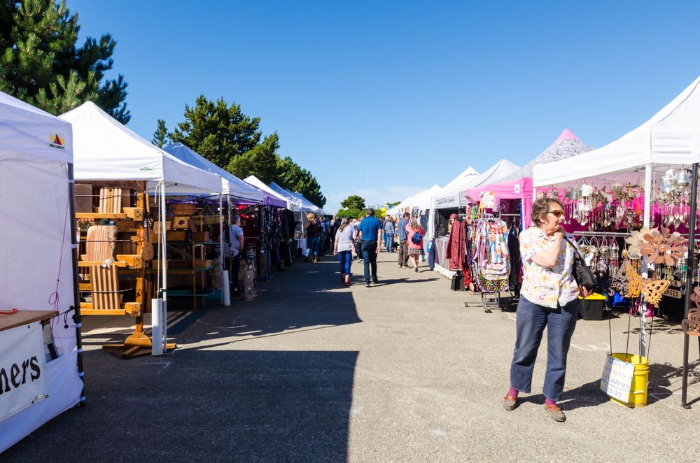 Shops during Bandon's Annual Cranberry Festival