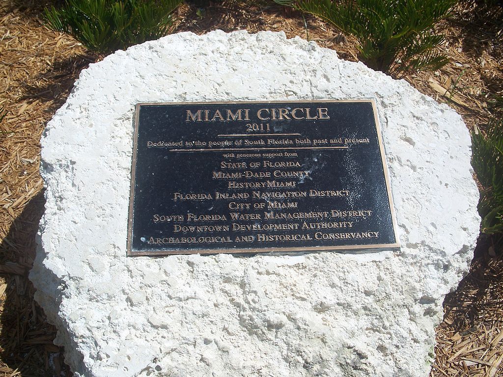 History marker of Miami Circle National Historic Landmark