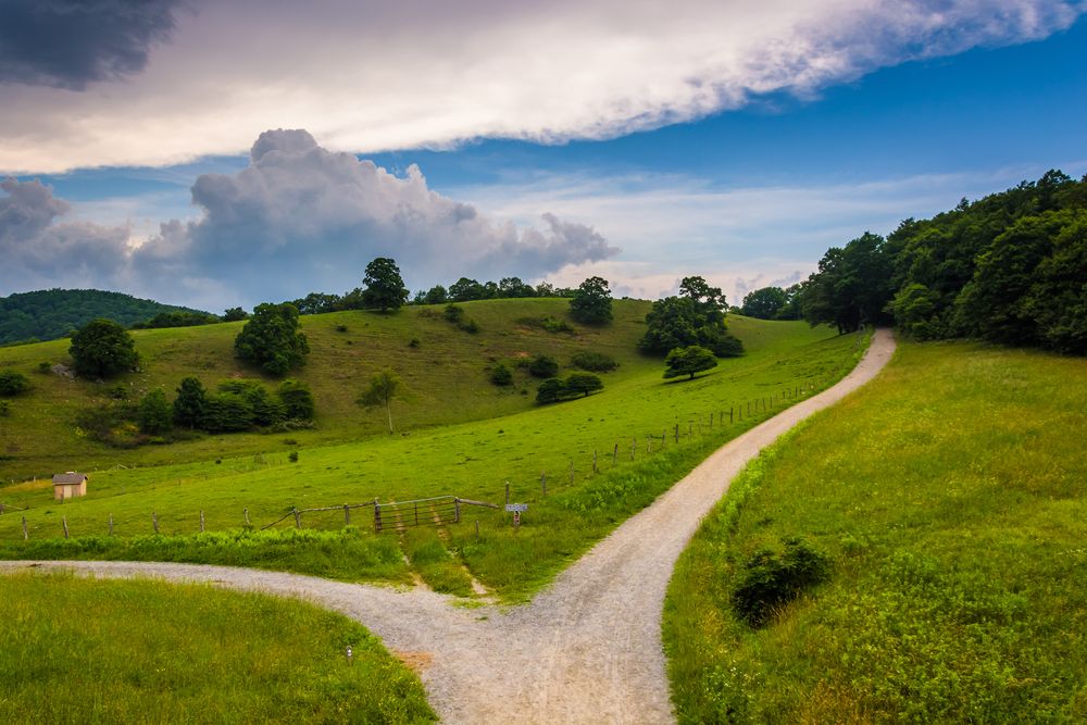 Dirt roads at Moses H. Cone Memorial Park