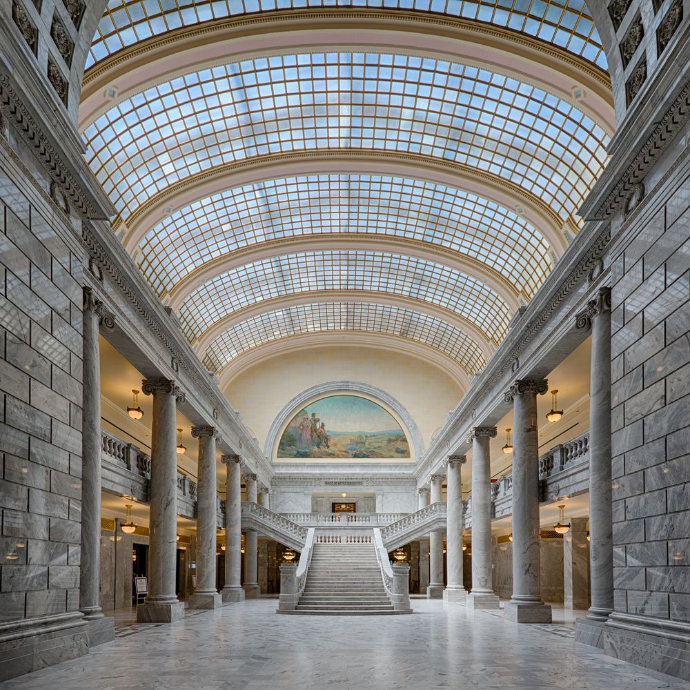 A hallway in Utah State Capitol