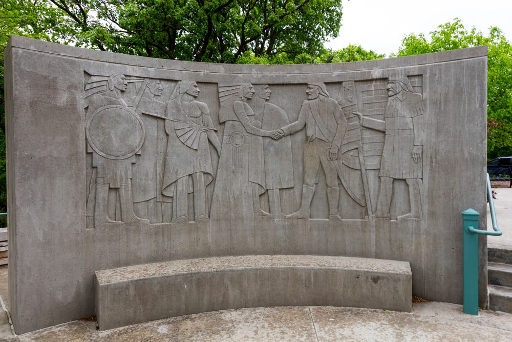 Memorial at Lewis & Clark Monument Scenic Overlook