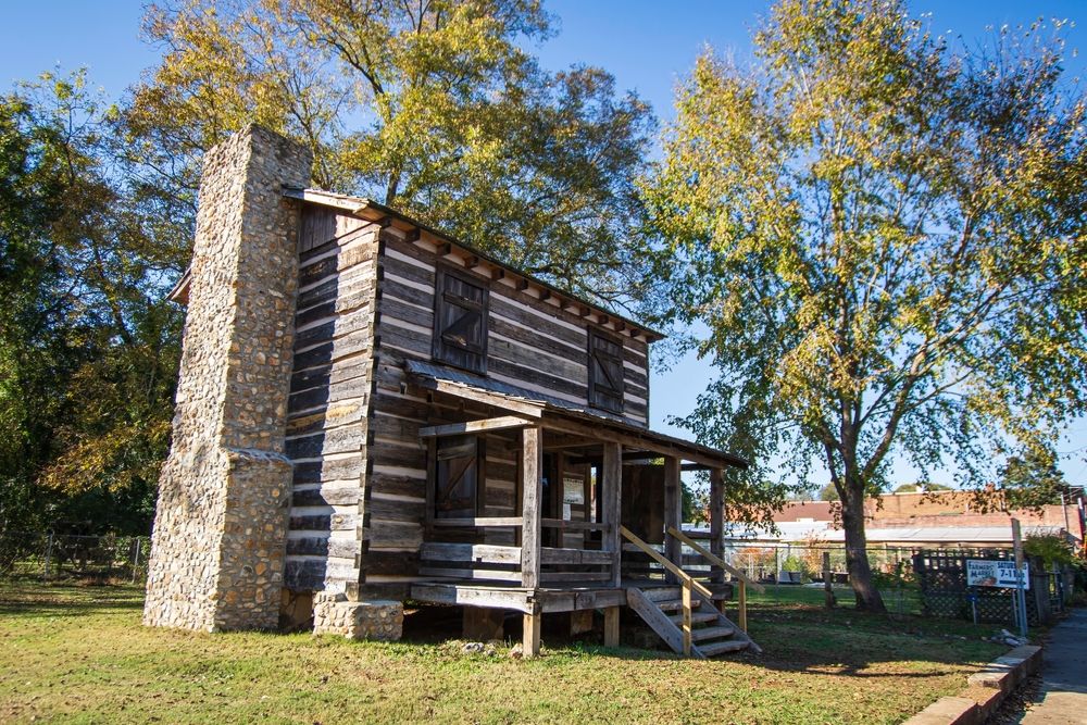 Exterior of Cherokee Vann Cabin