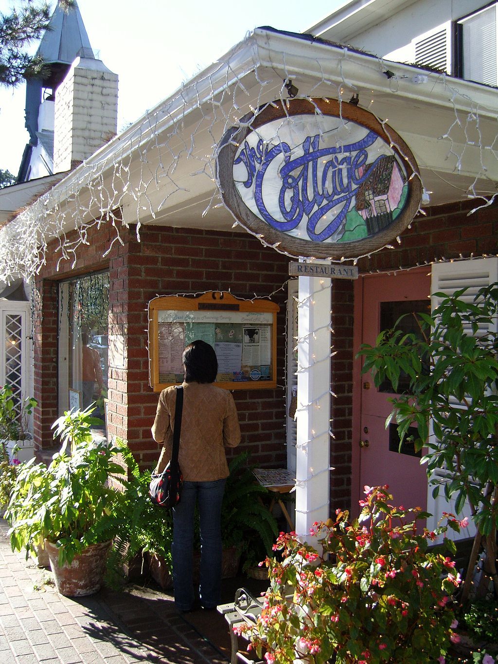 The cottage restaurant at Ocean Avenue