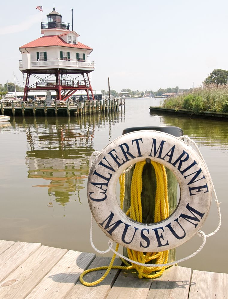 Welcome sign and exterior of Calvert Marine Museum