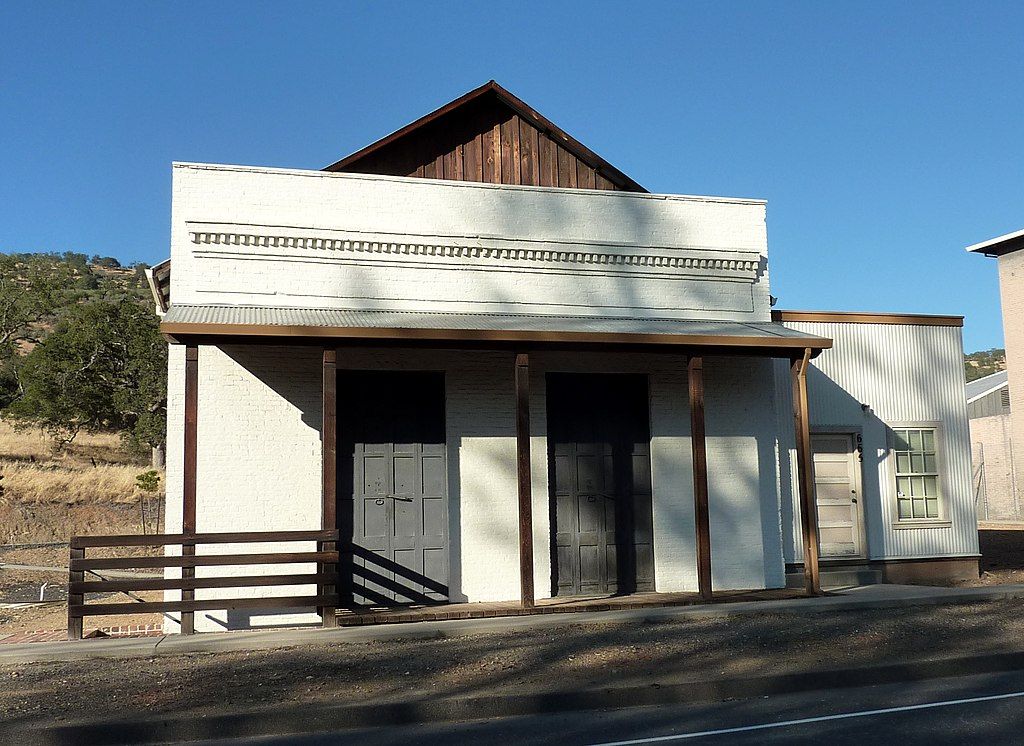 Exterior of the Historic Honigsberger Store
