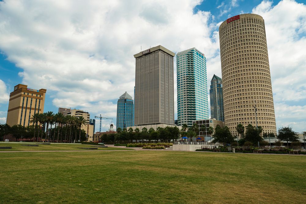 The grounds of Curtis Hixon Waterfront Park