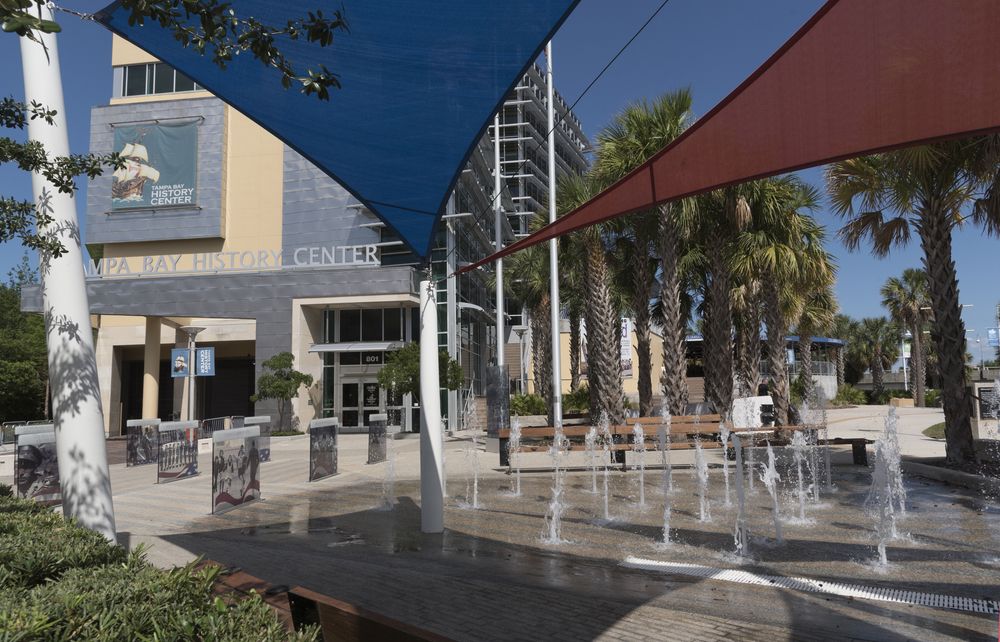 Water fountain at Tampa Bay History Center