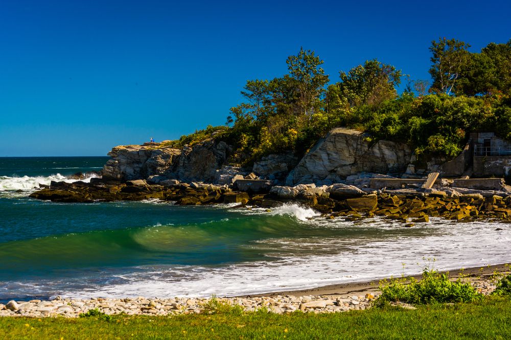 Rocky coastline at Fort Williams Park