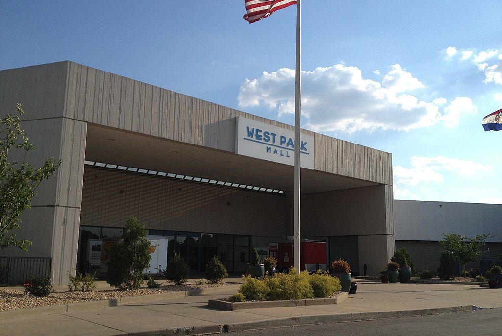 Exterior of West Park Mall