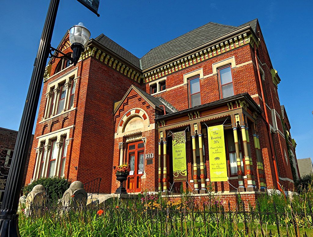 Exterior of the Rotary Jail Museum