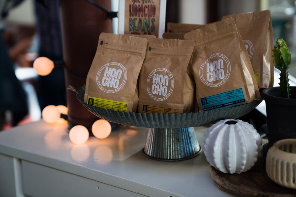 Coffee bean pouches in Honcho