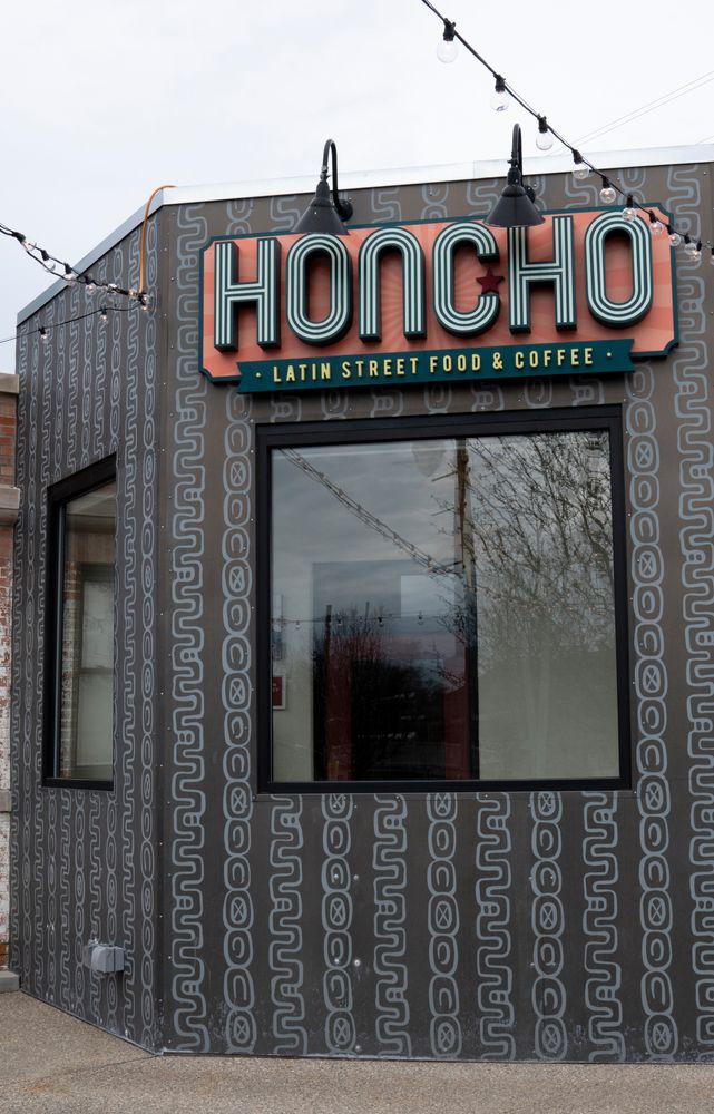 Name sign of Honcho