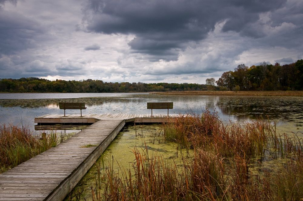 Boardwalk near the lake of Moraine Hills State Park