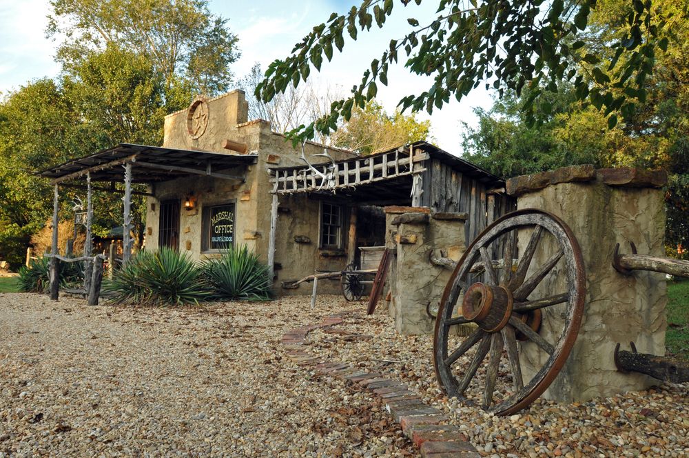 The office of Marshal Ralph Hooker at Red Oak II