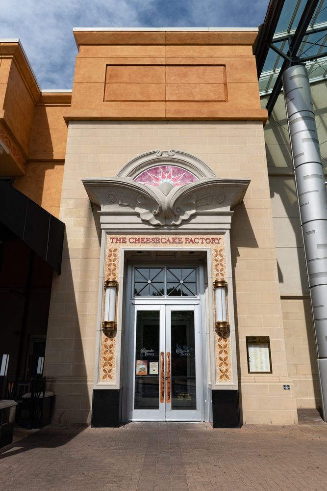 Cheesecake factory at SouthPark Mall
