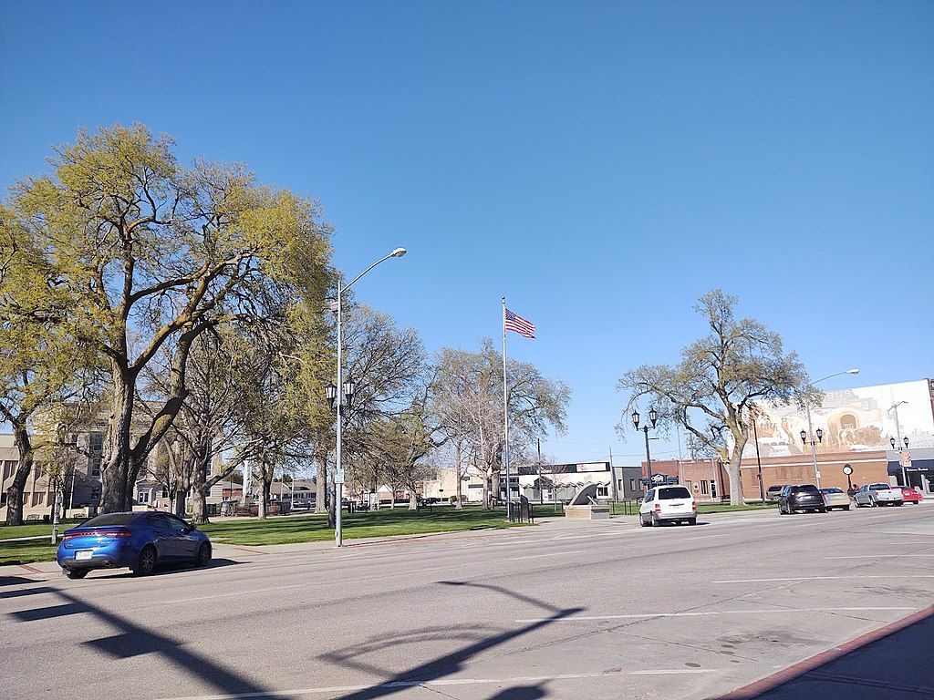 The grounds of Frankfort Square
