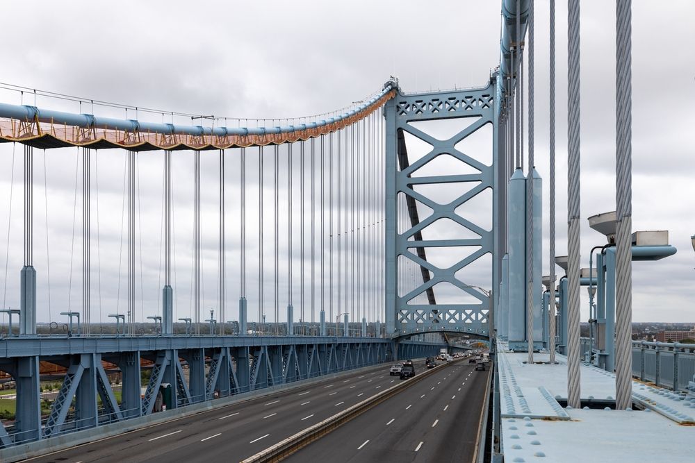 Road of the Benjamin Franklin Bridge
