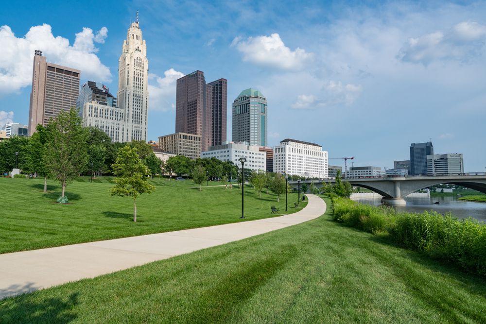 A trail at Battelle Riverfront Park
